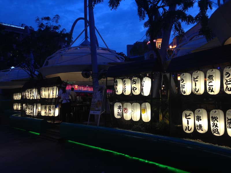 Clarke Quay street